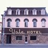 Yale Hotel Exterior 1975