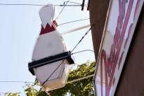 Image of Grandview Lanes Sign